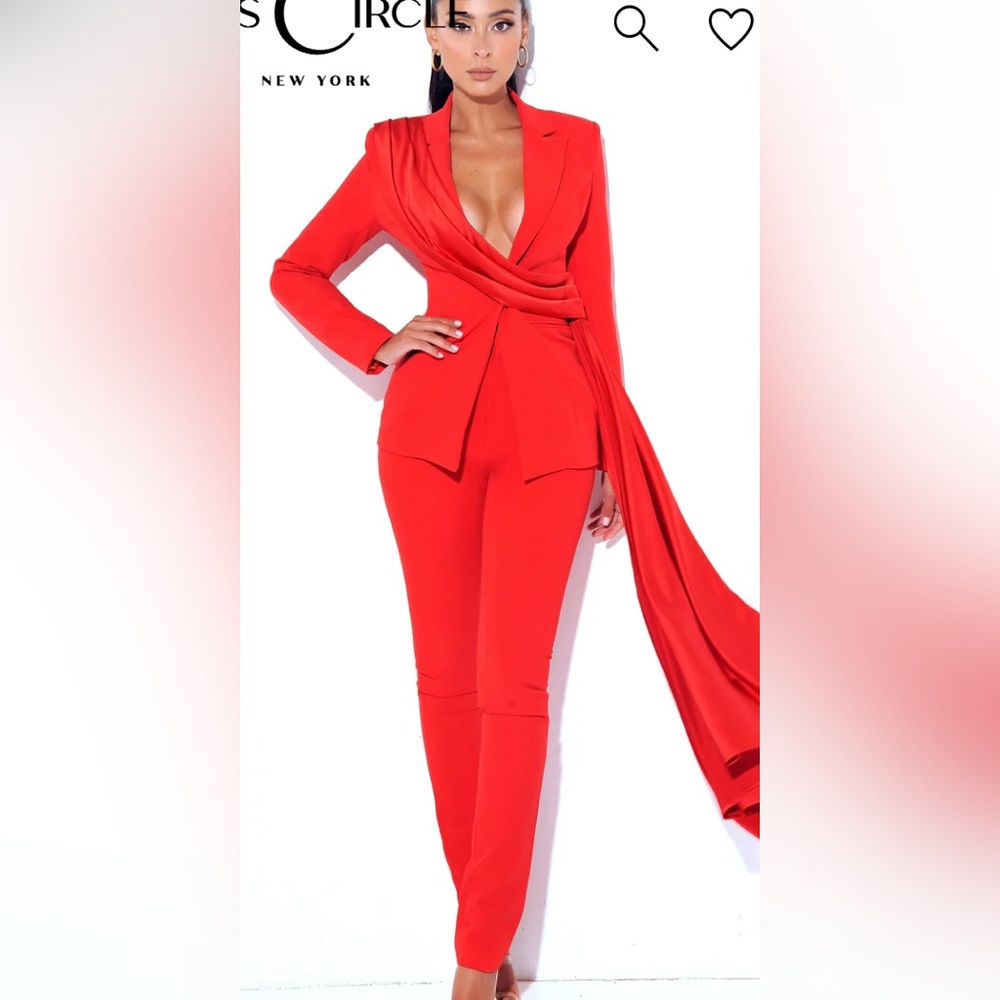 Chic Red Pantsuit with Sleek Design
